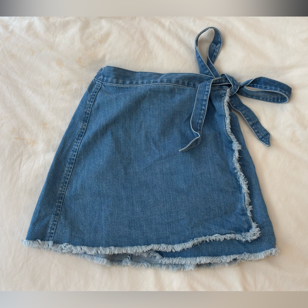 Madewell Denim Wrap Skirt with Frayed Hem